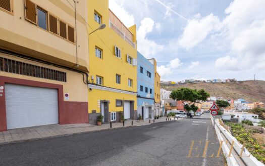 Gebouw a Carretera del Centro