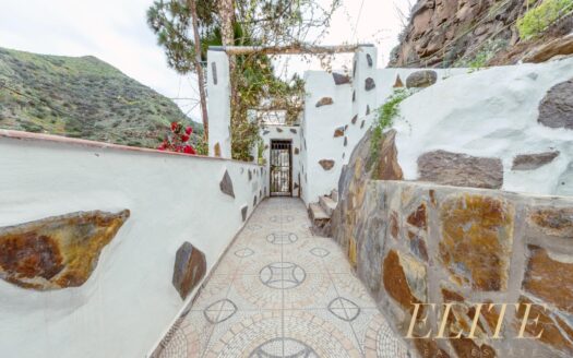 Casa de Pueblo en Caserones – La Higuera