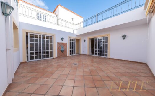 Adosado in San Fernando