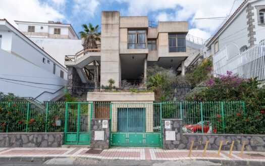 Chalet en Arenales – Lugo – Avda Marítima